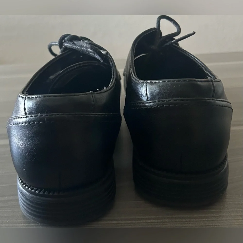Perry Ellis Classic Black Dress Shoes